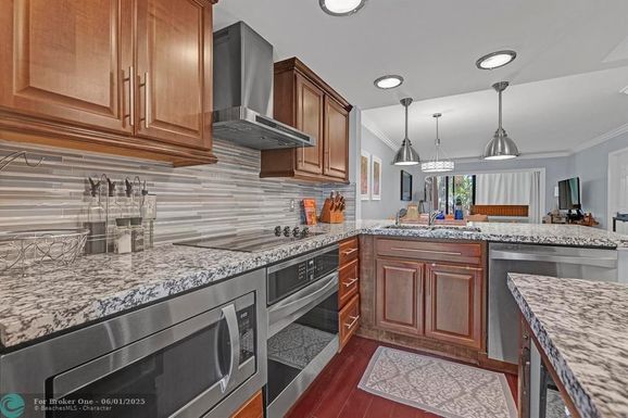 2350 14th Street Cswy, Pompano Beach, FL 33062