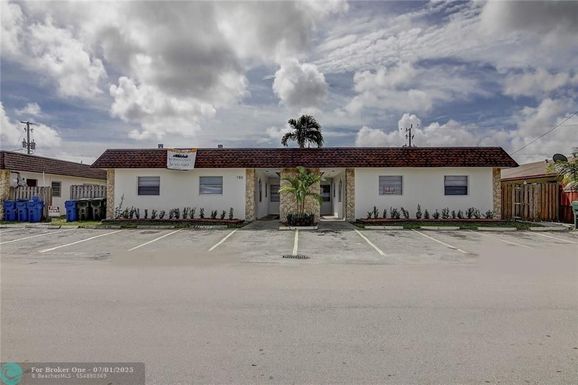 780 46th Ct, Oakland Park, FL 33334