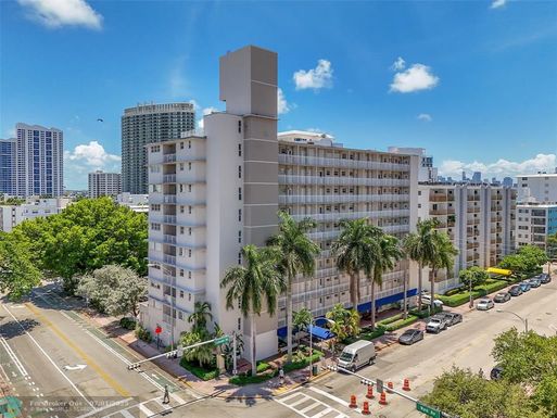 1300 Lincoln Rd, Miami Beach, FL 33139