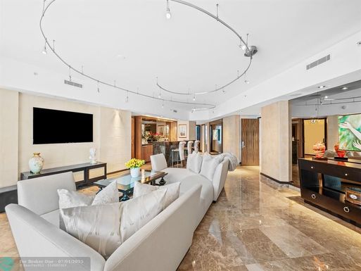 333 Las Olas Way, Fort Lauderdale, FL 33301