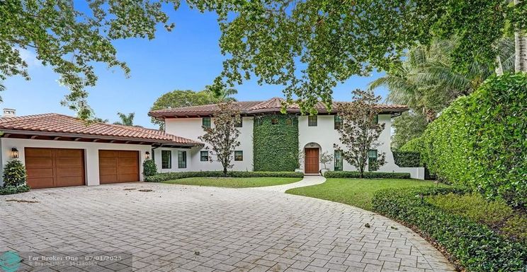 3 Cayuga Rd, Sea Ranch Lakes, FL 33308