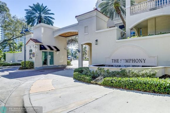 600 Las Olas Blvd, Fort Lauderdale, FL 33312