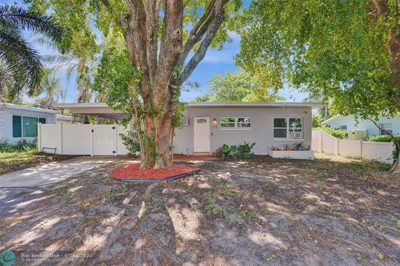 130 Akron St, Lake Worth Beach, FL 33461