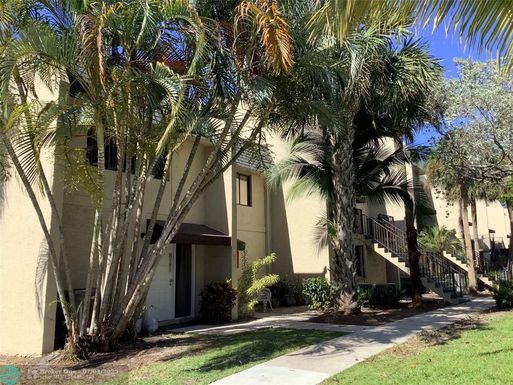 65 Deer Creek Rd, Deerfield Beach, FL 33442